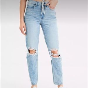 American Eagle  “mom jeans” in color “uber cool”